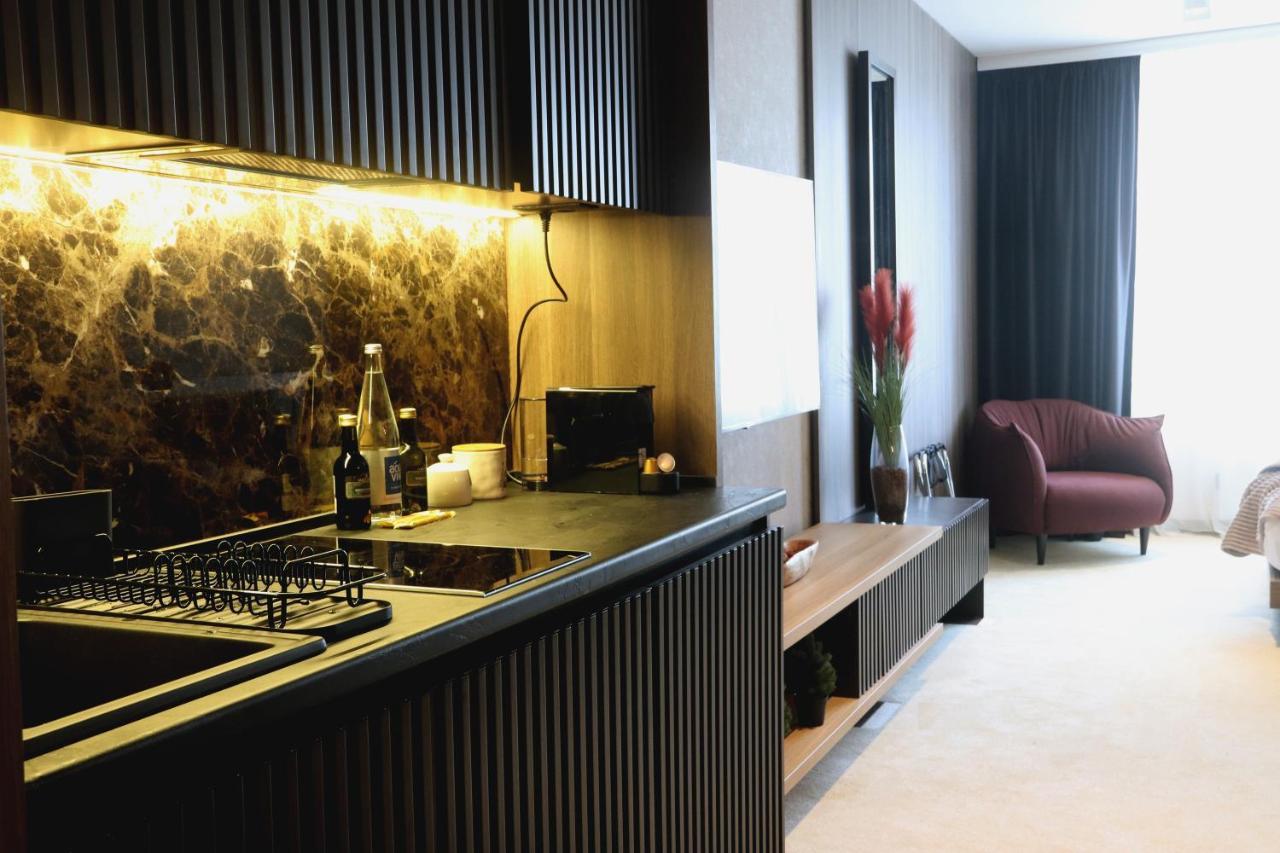 Superior Woodside Residences & * Kopaonik